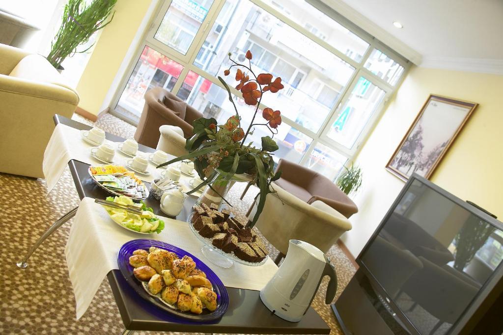 Arma Hotel Manisa Buitenkant foto