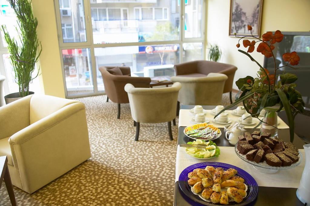 Arma Hotel Manisa Buitenkant foto